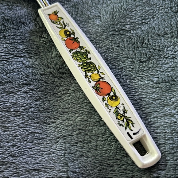 Spice of Life Potato Masher - Picture 3 of 3